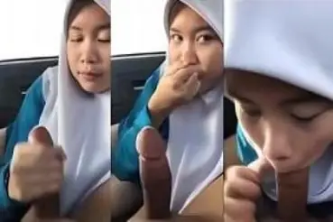 Bokep Indo Jilbab Terbaru Waduh B0C1 Ngewe Sampe Memek Bergetar poster